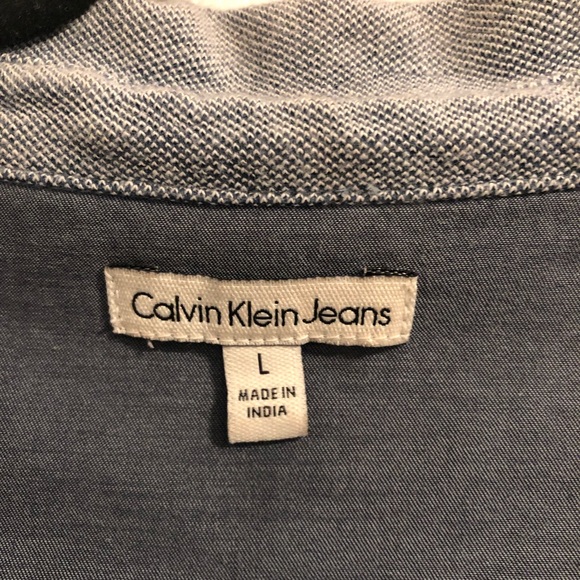 Calvin Klein - Picture 2 of 3